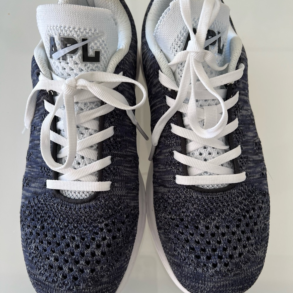 APL Techloom Pro Women Sneakers